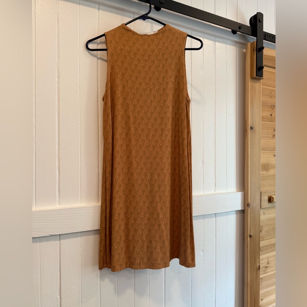 Sleeveless High Neck Brown Patterned Dress